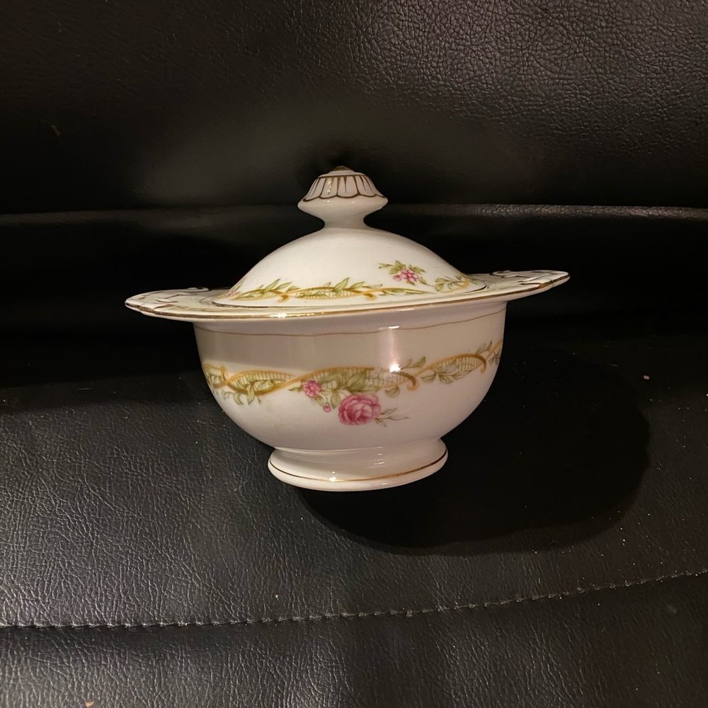ORION FINE CHINA SUGAR BOWL/LID - PINK ROSES GARLAND  - MADE IN JAPAN